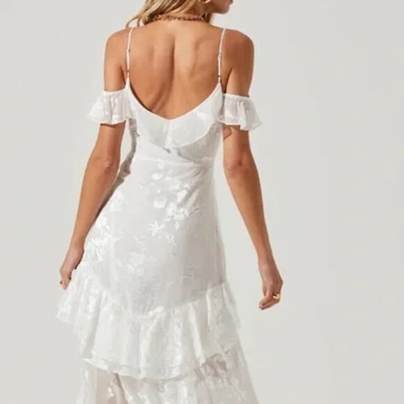 ASTR Pemberley Floral High Low Dress In White Size Small Midi - WORN ONCE - Picture 3 of 4